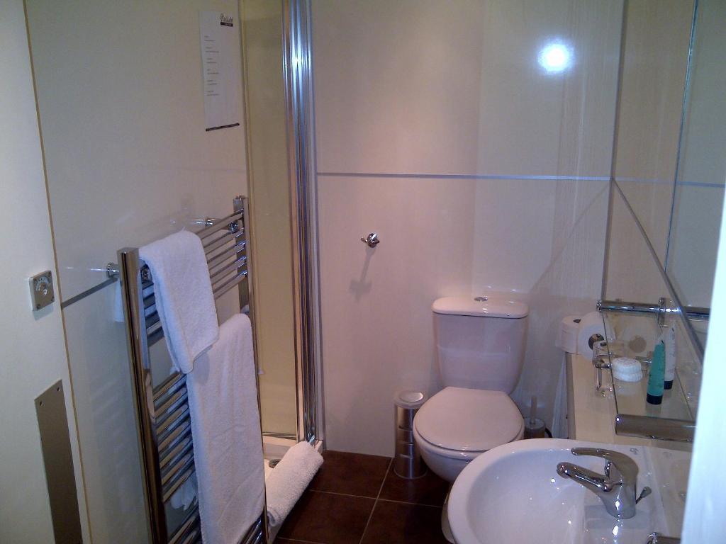 The Northfield House Hotel Edinburgh Phòng bức ảnh